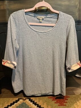 Burberry Three-Quarter Sleeve Women's Top with Patterned Cuffs